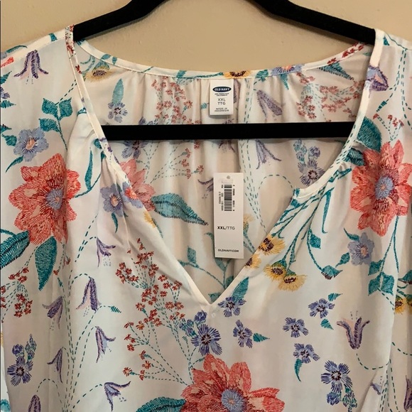NWT Old Navy White Floral Peasant top - Picture 3 of 5